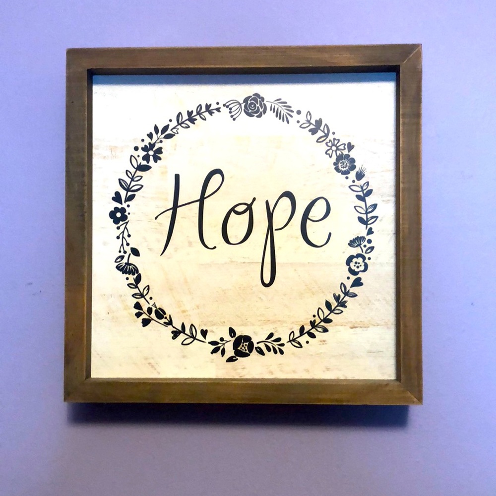 ⭐️ Hope Wall Decor